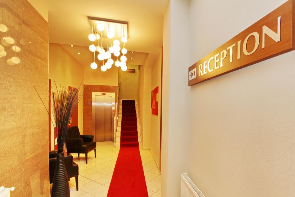 City Hotel Nitra With Free Parking Exterior photo