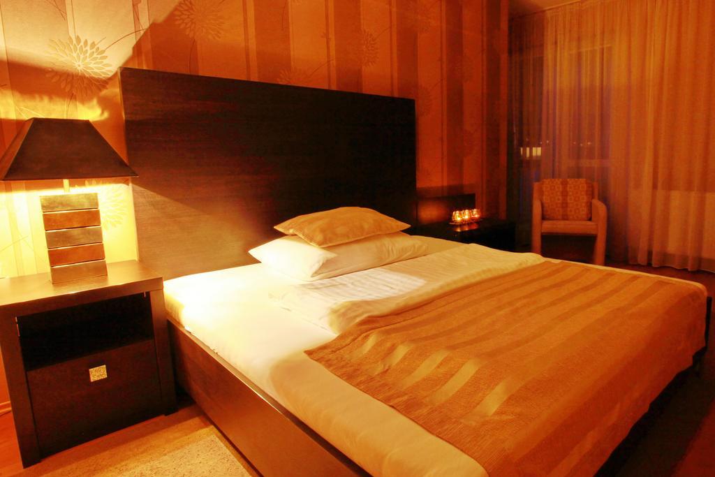 City Hotel Nitra With Free Parking Room photo
